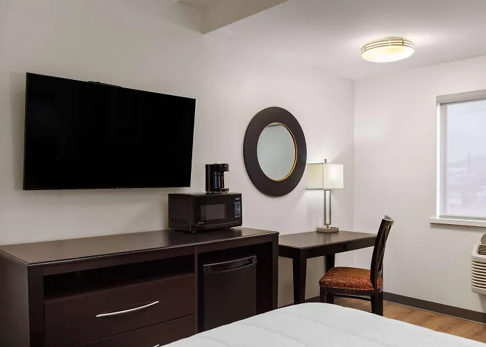 Travelodge By Wyndham Az Motel