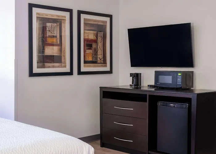 Travelodge By Wyndham Az Motel Globe